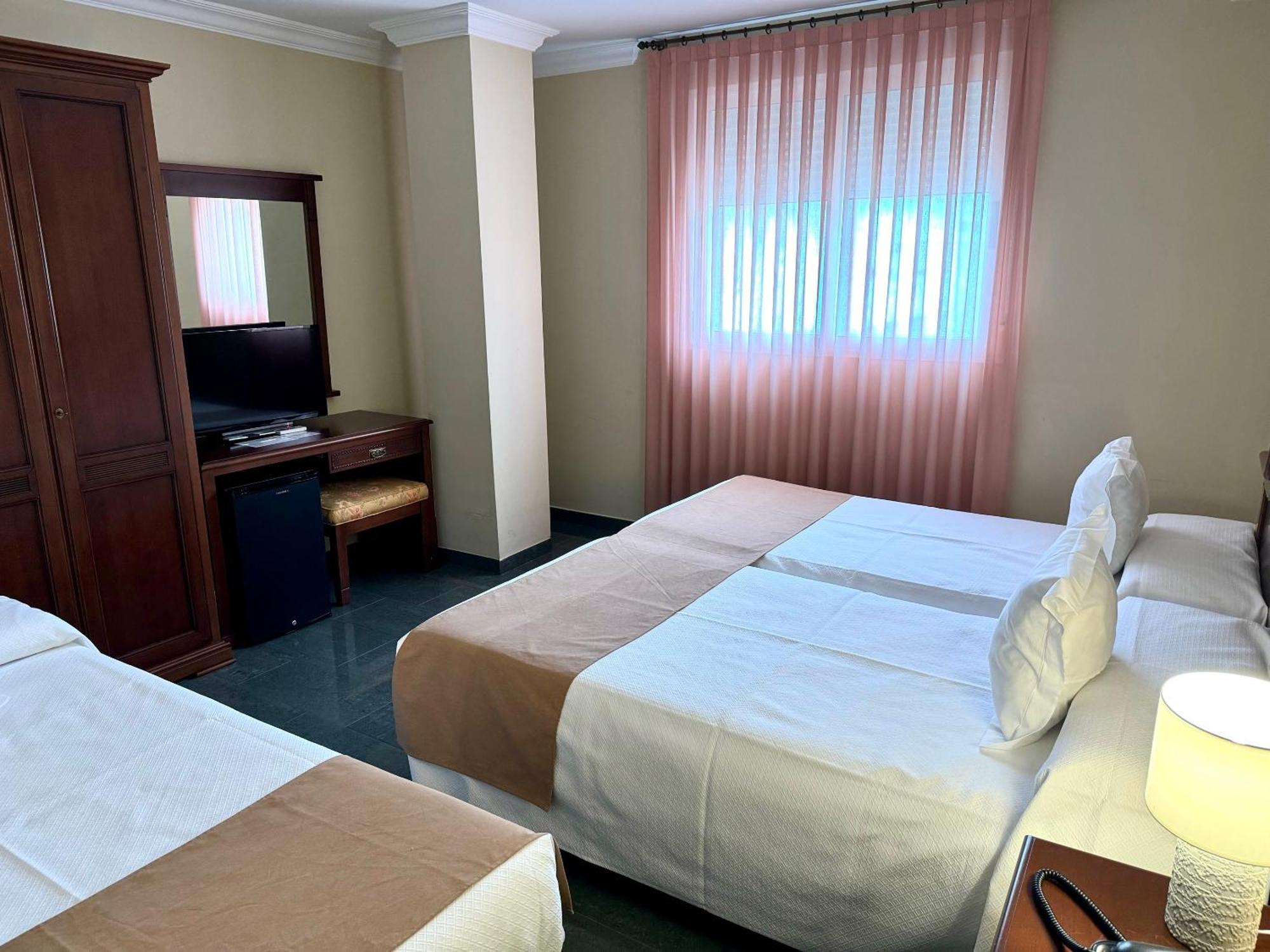 Hotel Kazar Ontinyent Dış mekan fotoğraf