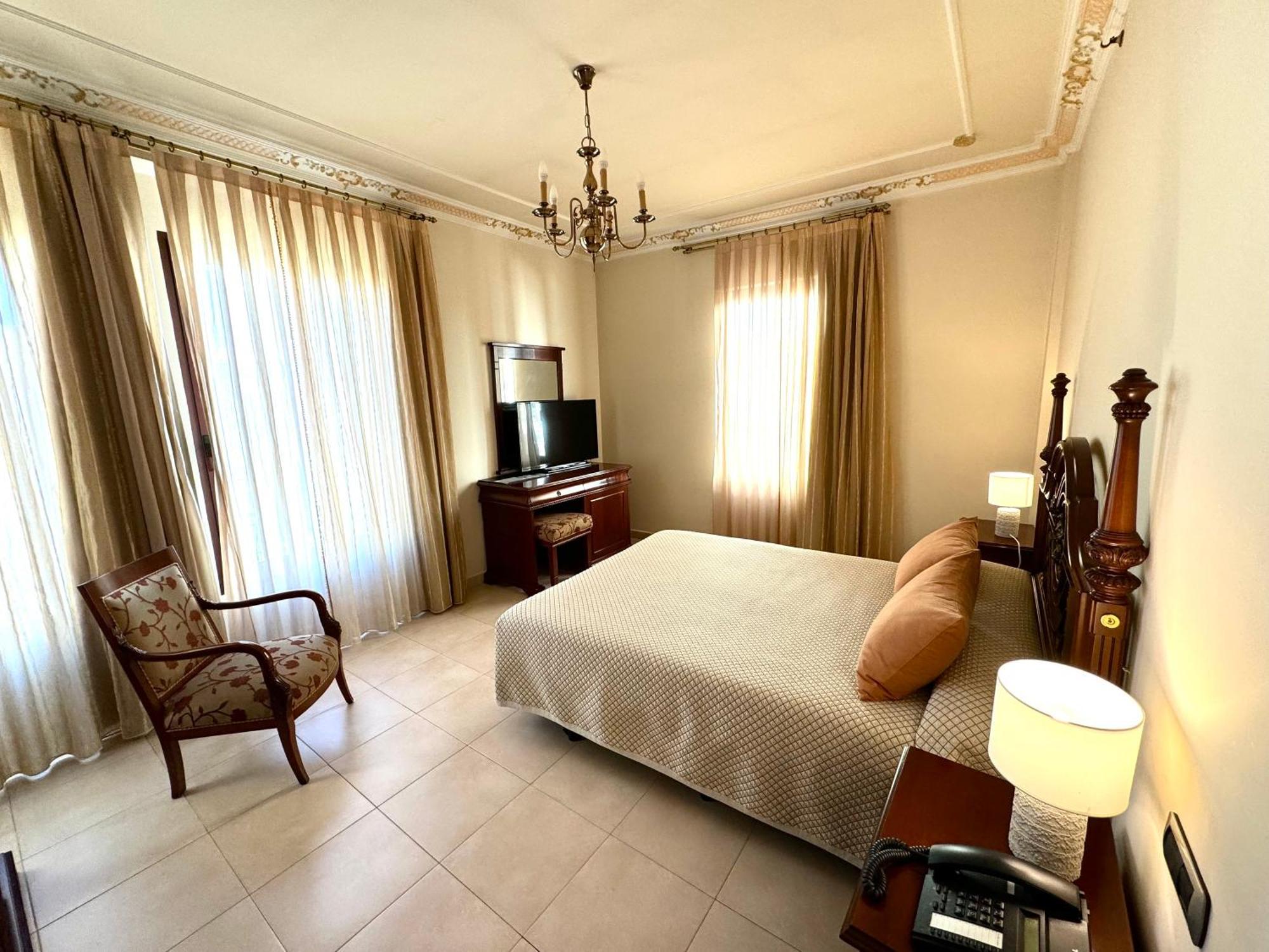 Hotel Kazar Ontinyent Dış mekan fotoğraf