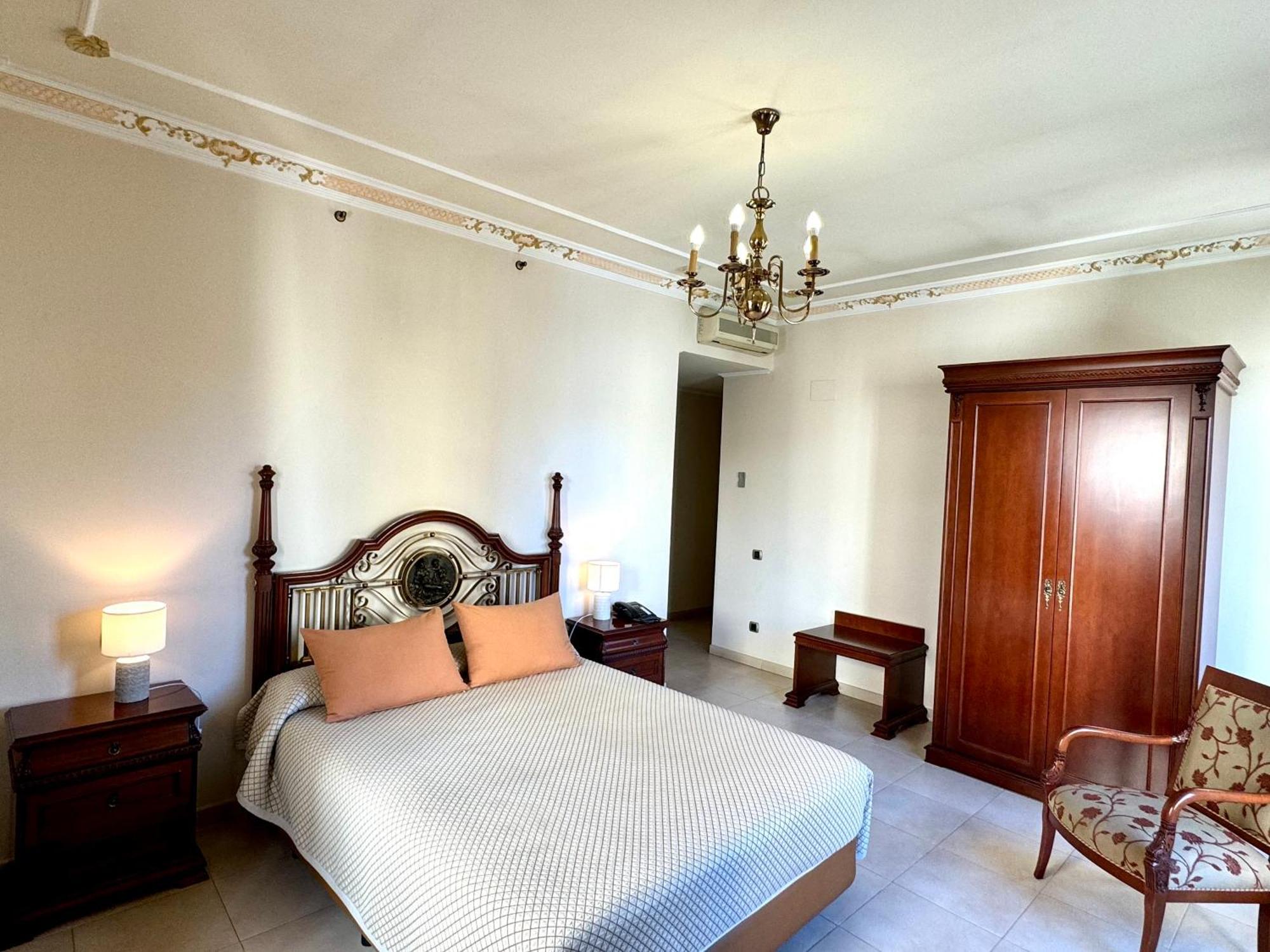 Hotel Kazar Ontinyent Dış mekan fotoğraf